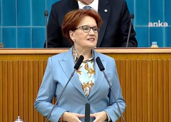 Akşener, partisinin grup toplantısında konuşuyor