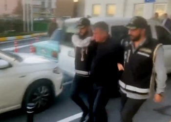 Ali Yerlikaya duyurdu: ‘Sarallar’ suç örgütüne operasyon, 24 gözaltı