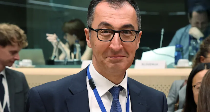 Alman Tarım Bakanı Özdemir kuru gıdalarda son kullanma tarihinin kaldırılmasını istiyor