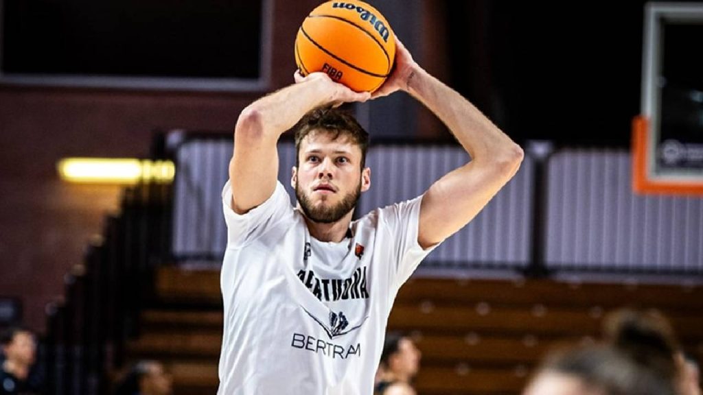 Anadolu Efes'ten uzun sorununa yönelik transfer: ABD'li oyuncu imzayı attı