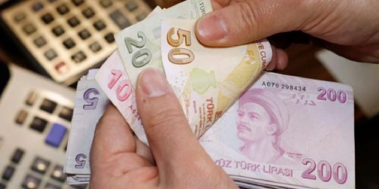Araştırma sonuçları ortaya koydu, Türkiye'nin en önemli sorunu ekonomi!