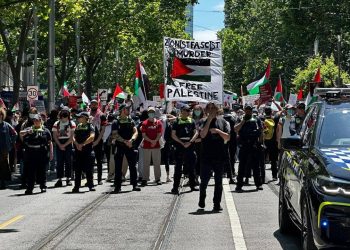 Avustralya'da Filistin'e destek eylemi: Yüzlerce öğrenci dersi bıraktı