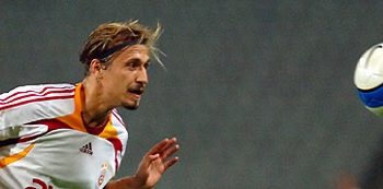 Ayhan Akman: “Yurtdışında karlı fon dedi, geri zekalı olduğum için Denizbank’taki hesabımdan çektim ve kendisine verdim.”