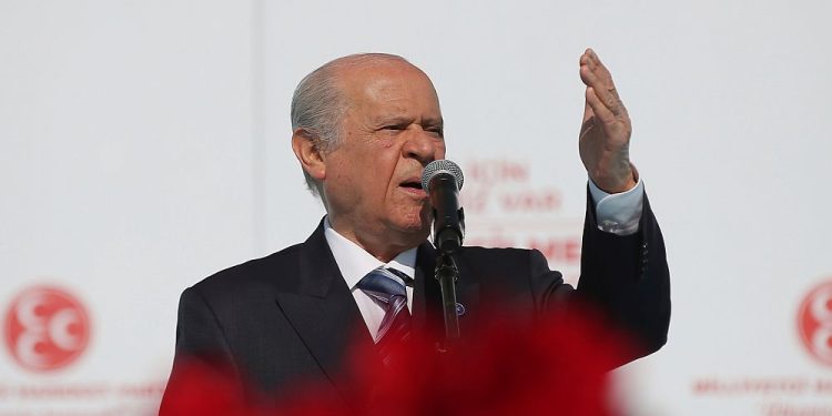 Bahçeli'den Cumhurbaşkanı Erdoğan'a yanıt: 'Bu sistemin demokratik meşruiyet temeli 50+1'dir'