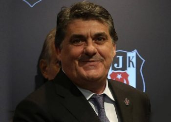 Beşiktaş'ta Serdal Adalı'dan adaylık sinyali