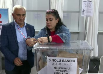 CHP'de PM ve YDK seçimleri için oy verme işlemi sona erdi