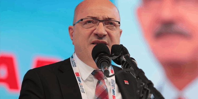 CHP'de kurultaya sayılı günler kala... Genel Başkan adayı İlhan Cihaner: Başkanlık yarışı çok yanlış bir zemine sıkıştırıldı