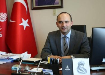 CHP'li Günaydın'dan Tayfun Kahraman için 9 soru: Bu hukuksuzluğu kim, ne için yapıyor?