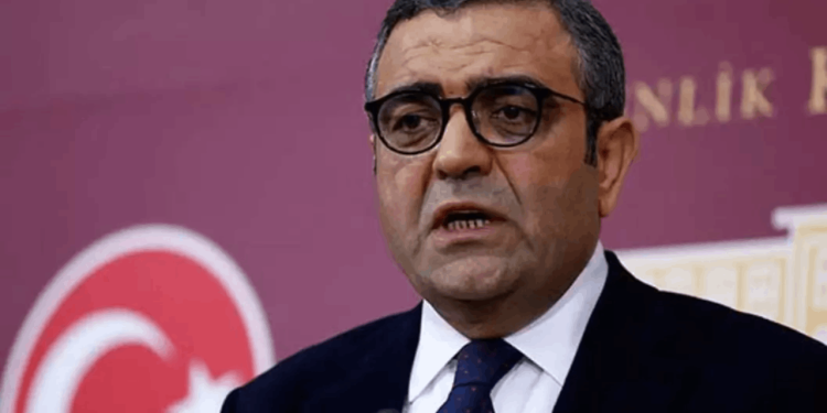 CHP'li Sezgin Tanrıkulu: Hem dünyada hem Türkiye'de çocuklar yoksulluk içinde yaşıyor