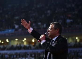 CHP'nin yeni Genel Başkanı Özgür Özel