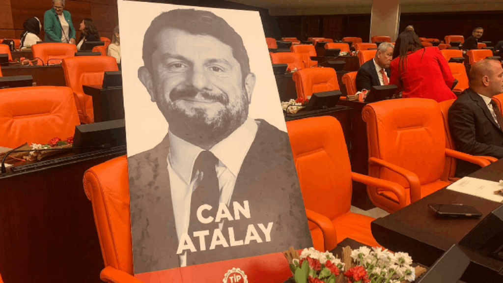 Can Atalay'dan Hataylılara mesaj: Altında en fazla ezildiğim bana sahip çıkan Hataylıların sesi olamamak