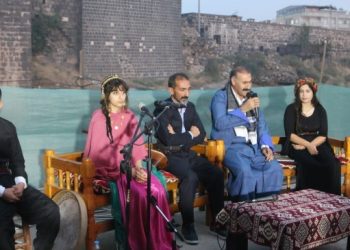 Cizîr’de dengbêj divanı kuruldu