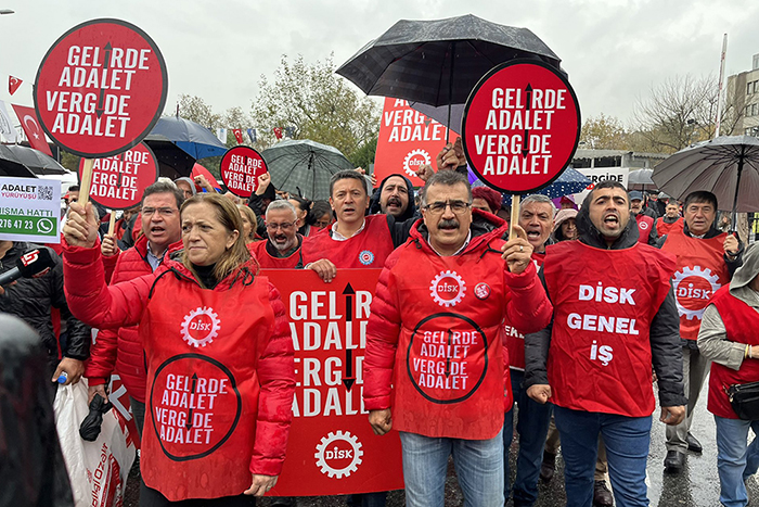 DİSK, ‘Gelirde Adalet, Vergide Adalet’ yürüyüşü İstanbul’dan başladı; hedef Ankara