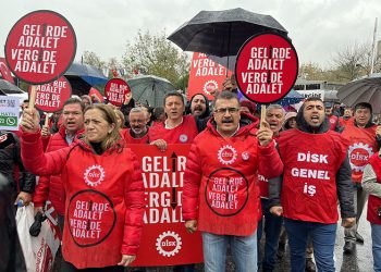 DİSK, ‘Gelirde Adalet, Vergide Adalet’ yürüyüşü İstanbul’dan başladı; hedef Ankara