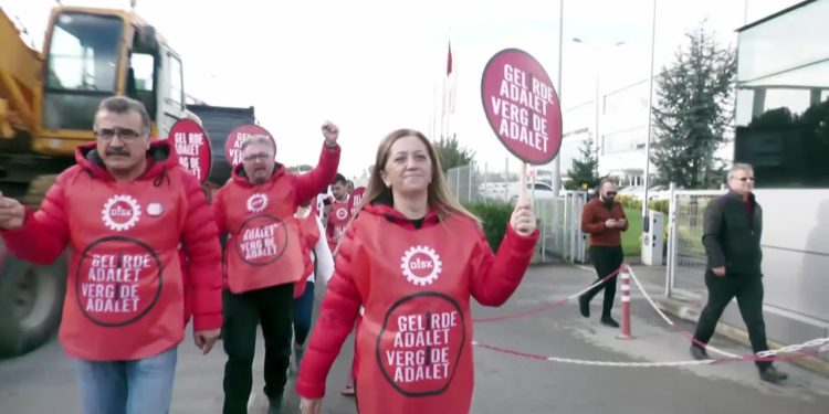 DİSK'in Ankara yürüyüşü devam ediyor: 'Vergide adalet, gelirde adalet'