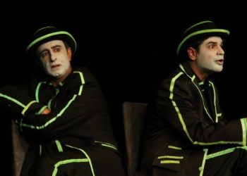 Dimilkî tiyatro oyunu Strip-Teanse’e yoğun ilgi