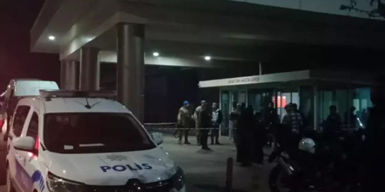 Diyarbakır’da hastane bahçesinde silahlı çatışma: 1 ölü, 13 yaralı