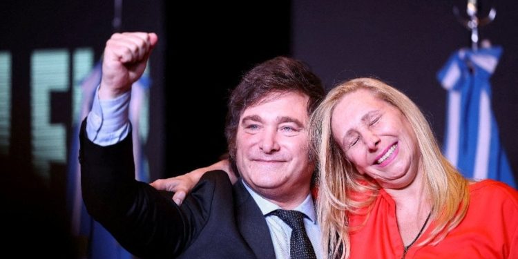 Ekonomik krizle boğuşan Arjantin’de sandıktan radikal sağcı Javier Milei çıktı