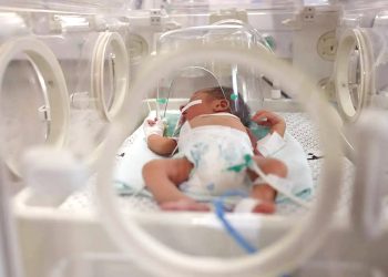 Elektrikler kesilmişti; Şifa Hastanesi’ndeki bebekler nakledilecek