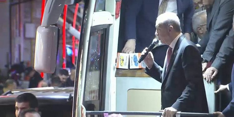 Erdoğan: 'Son seçimlerde milletvekili sayımızda düşüş yaşadık, herhalde yerel seçimde yaşamayız