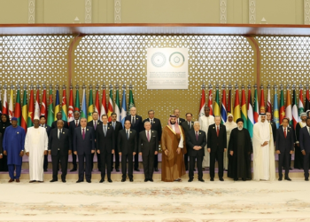 Eski AKP’li vekil, Erdoğan’ın da imzaladığı bildiriye ateş püskürdü: 'İhanetin daniskası'