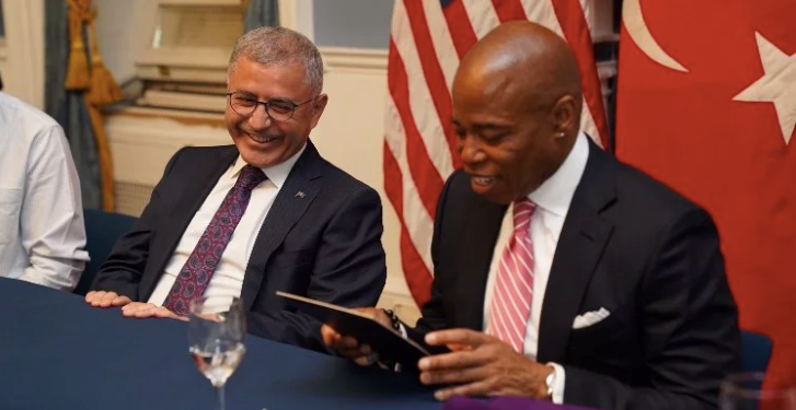 FBI, New York Belediye Başkanı’nın Türkiye’den yasa dışı bağış alıp almadığını soruşturuyor