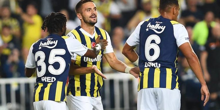 Fenerbahçe'de Fred ve Djiku gelişmesi