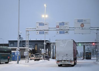 Finlandiya tüm sınır kapılarını kapattı, Rusya ile karayolu bağlantısı tamamen kesildi