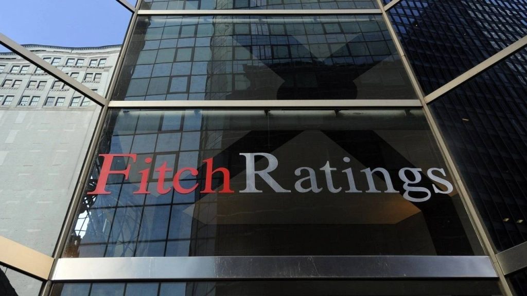 Fitch: Sıkılaşma kredi artışını yavaşlatıyor