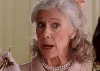 Frances Sternhagen hayatını kaybetti