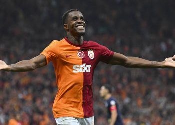 Galatasaray'da Zaha yıldızlaştı, galibiyet serisi 10 maça çıktı!