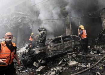 Gazze Sağlık Bakanlığı: İsrail, Bureyc Mülteci Kampı’nı bir kez daha bombaladı, en az 20 ölü