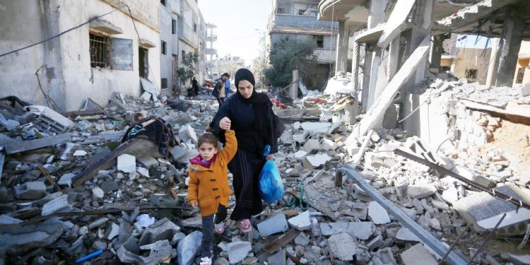 Uluslararası hukuk uzmanları: İsrail'in meşru müdafaa hakkı söylemi, Filistin soykırımının üstünü örtmek için kullanılıyor