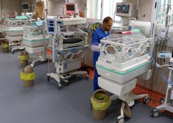 Gazze’deki Şifa Hastanesi’nin yakıtı tükendi; 39 bebek hayatını kaybetti