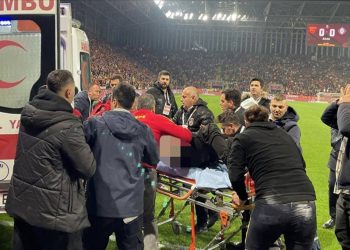 Göztepe-Altay maçındaki tribün olaylarına ilişkin 4 polis hakkında soruşturma