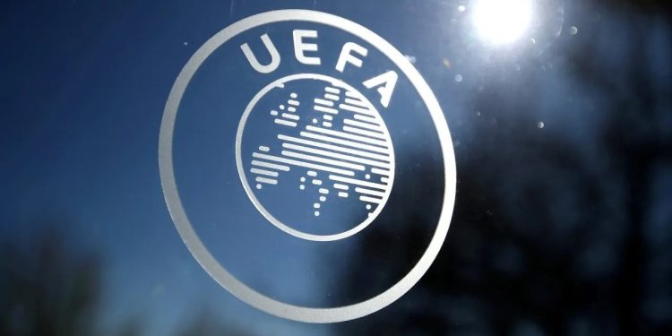 Hatalı penaltı kararını veren hakem görevden alındı