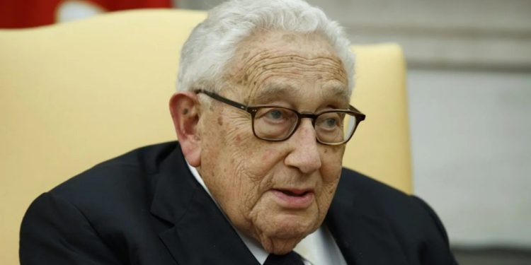 Henry Kissinger, 100 yaşında hayatını kaybetti