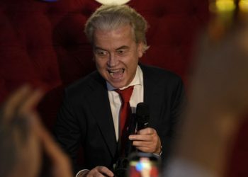 Hollanda'da seçim: Aşırı sağcı Wilders birinci, Yeşilgöz üçüncü sırada