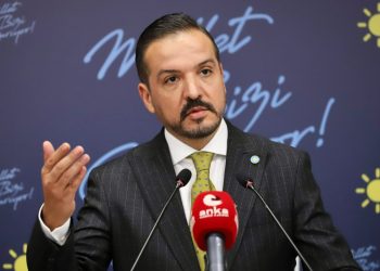 İYİ Parti Sözcüsü Zorlu, Akşener'in oğlu ile ilgili iddiaları kabul etti: İki milletvekili gönüllü verdi