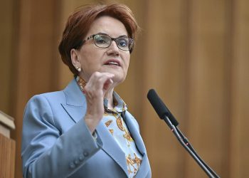 İYİ Parti'de krizin ayak sesleri: Akşener'in basın müşaviri istifa etti, 6 sekreter işten çıkarıldı