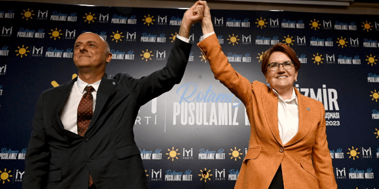 İYİ Partili Özlale partiden istifa edeceği iddialarını yanıtladı: 'Dün Akşener'le konuştuk'