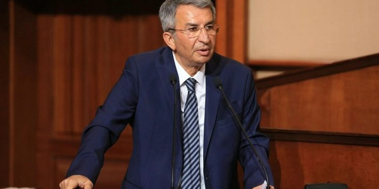 İYİ Partili isim İBB başkan aday adayı olduğunu açıkladı