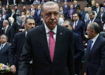 İktidara 'faiz' eleştirisi: "Nas mı değişti yoksa değerleriniz mi?"