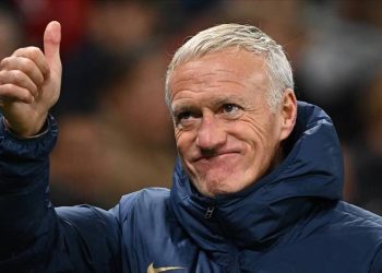 İlk devre 7-0 bitmişti; Didier Deschamps'ın Cebelitarık maçının devre arası konuşması gündem oldu