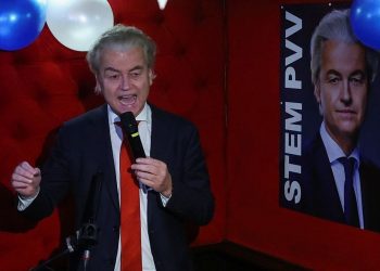 İlk sandık çıkışı anketi: Hollanda'da sandıktan aşırı sağcı Wilders çıktı