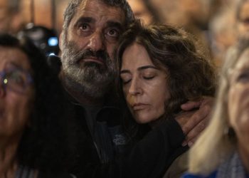 İsrail ile Hamas arasındaki rehine takası cuma gününe ertelendi