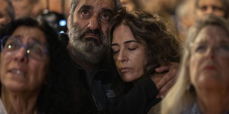 İsrail ile Hamas arasındaki rehine takası cuma gününe ertelendi