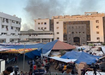 İsrail ordusu Gazze'deki hastane ve ambulanslara 'meşru hedef' dedi