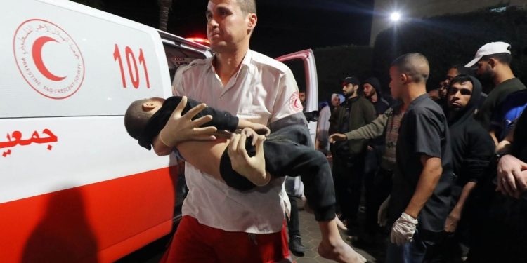 İsrail saldırılarıyla ölen Filistinlilerin sayısı 11 bin 240'a yükseldi