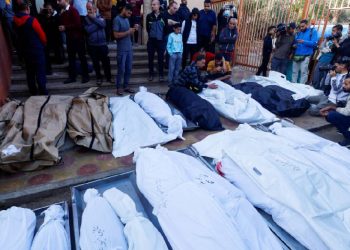 İsrail'den çarşambadan beri operasyon düzenlediği Şifa Hastanesi'ne 'bir saat içinde tahliye emri'